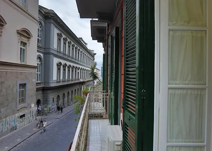 Porto 53 Bed & Breakfast Neapel